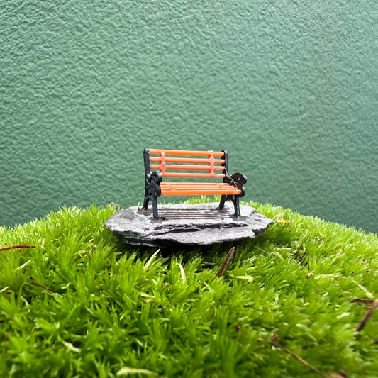 Bench figure